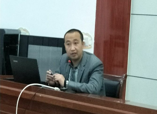 刘小军讲座报道03.jpg